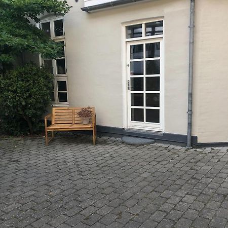 Nyrenoveret Charmerende Lejlighed I Odense C! 아파트 외부 사진
