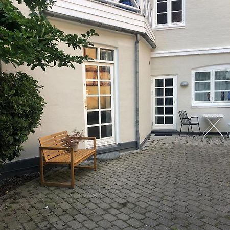 Nyrenoveret Charmerende Lejlighed I Odense C! 아파트 외부 사진