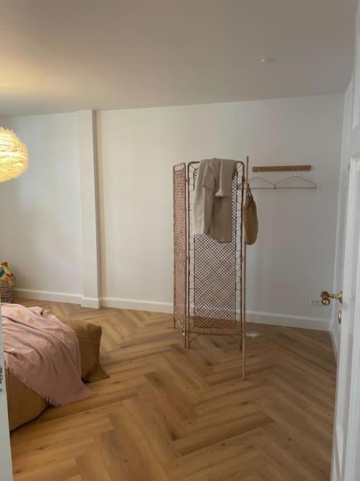 Nyrenoveret Charmerende Lejlighed I Odense C! 아파트 외부 사진