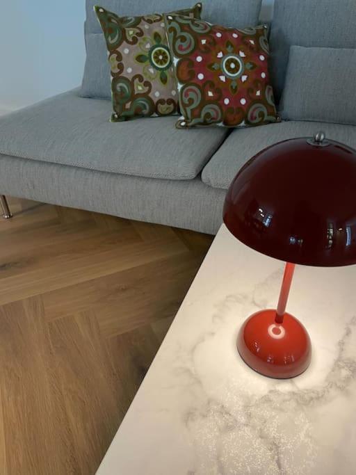 Nyrenoveret Charmerende Lejlighed I Odense C! 아파트 외부 사진