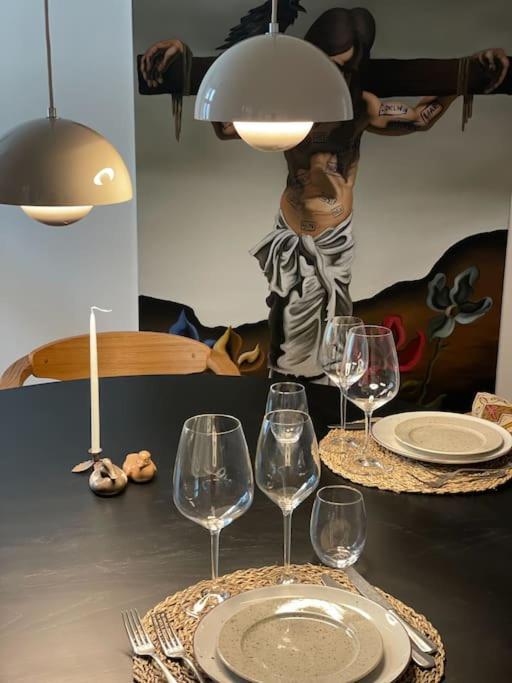 Nyrenoveret Charmerende Lejlighed I Odense C! 아파트 외부 사진