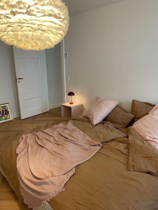 Nyrenoveret Charmerende Lejlighed I Odense C! 아파트 외부 사진